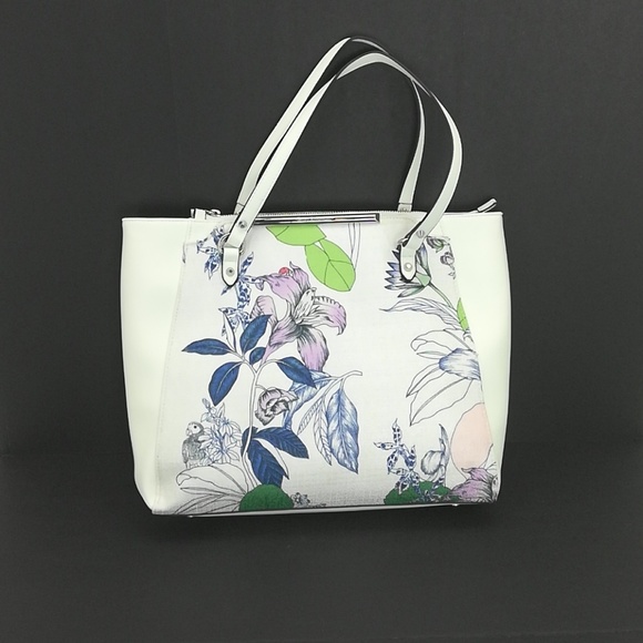 Enzo Angiolini Handbags - Enzo Angiolini Cami - Cami - Group Cami Tote